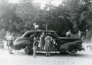 Spielplatz im Volksgarten, 1951