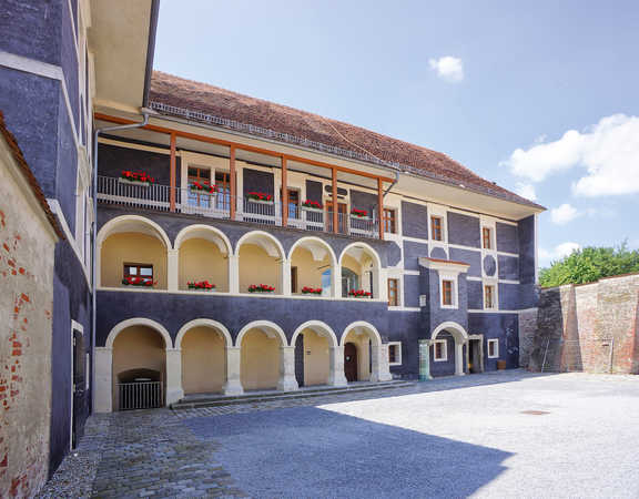© Pfeilburg