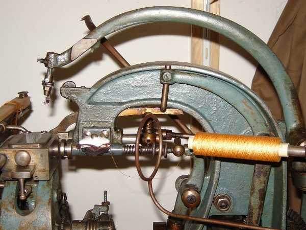 Fädelmaschine_Handsticklokal Balgach