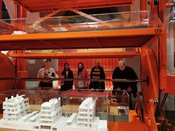 Schausammlung des Az W „Hot Questions – Cold Storage“ © Foto: Az W